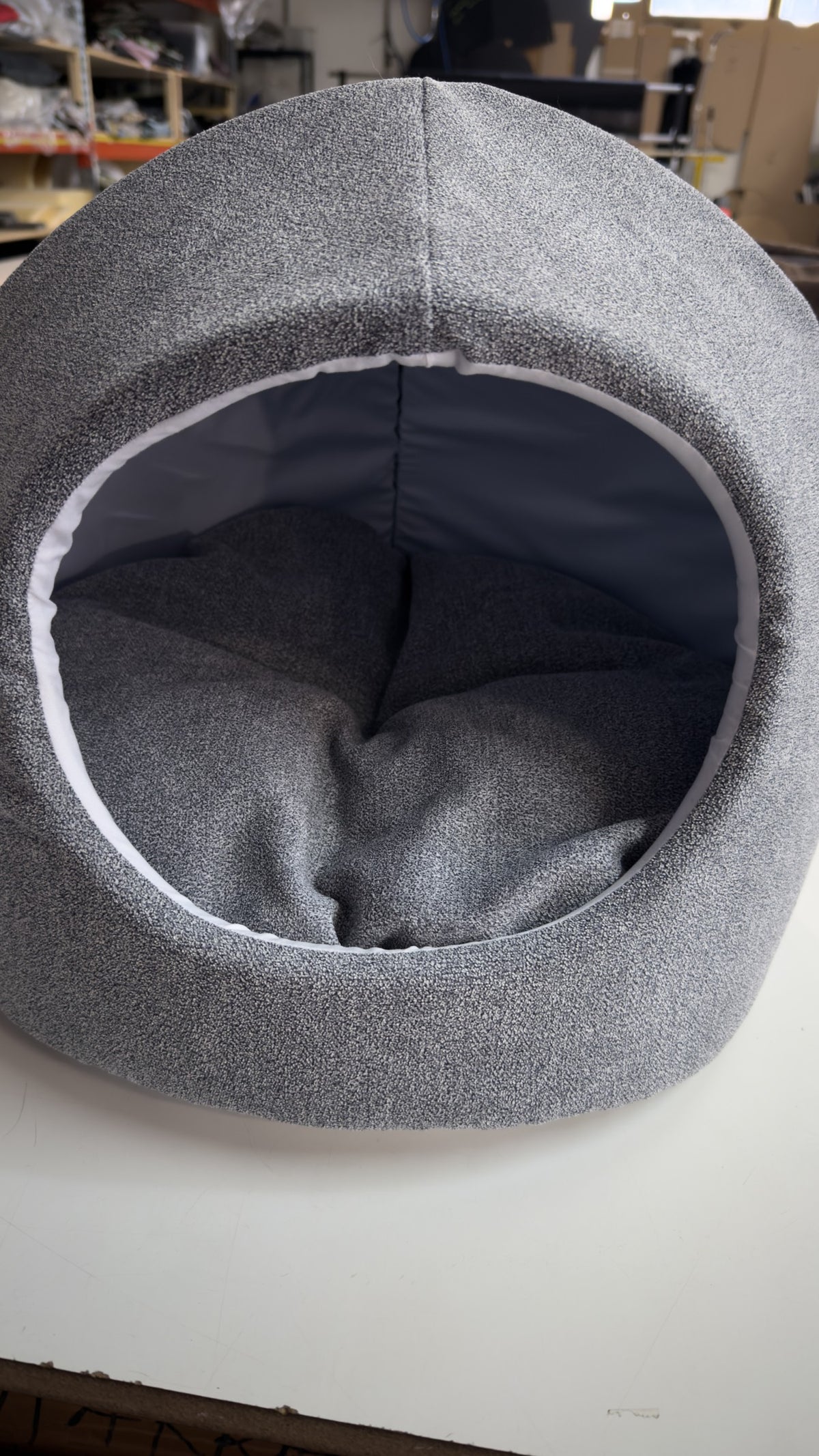 Igloo grigio mélange, dettaglio del cuscino estraibile